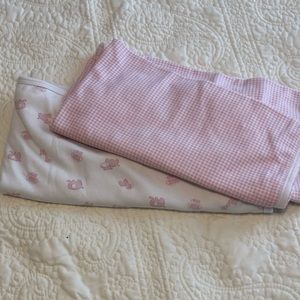 EUC kissy kissy blankets